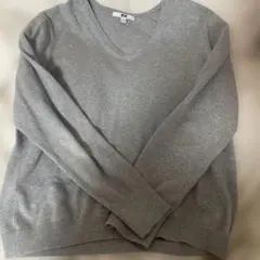 UNIQLO グレー Vネック ニット Lサイズ
