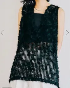 LEPSIM ニュアンス柄レーシーベスト ブラック