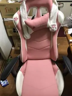ゲーミングチェアのサムネイル