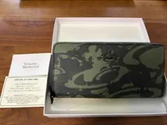 【極美品】ヴィヴィアン・ウエストウッド 長財布