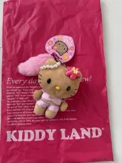 新品Hello Kittyキーホルダー ピンク