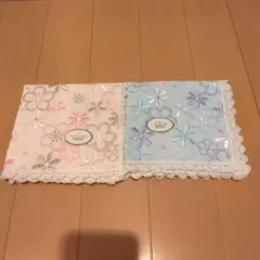 TOCCA ハンカチ 2枚セット 花柄 刺繍 レース　ブルー　ピンクのサムネイル