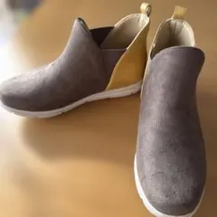 ブラウンとイエローのサイドゴアブーツLLサイズ24.5cm