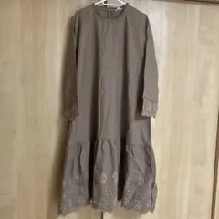 サマンサモスモス　裾スカラップワンピース　モカ