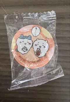 ちいかわ・ハチワレ くら寿司 コラボ 缶バッチのサムネイル