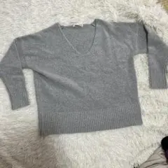 ROYAL PARTY Vネックセーター Fサイズ　グレー　　ねずみ色