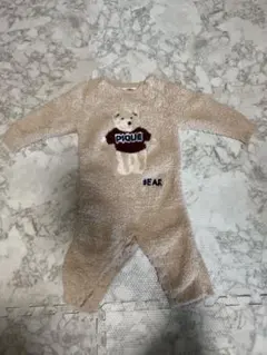 ベージュ クマ刺繍 フリースロンパース