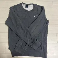 Nike グレー クルーネック トレーナー