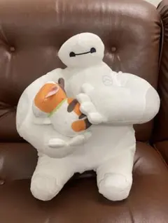 ベイマックス&モチ　ペアぬいぐるみ