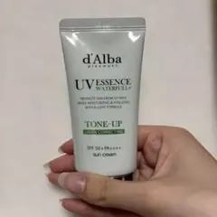 d'Alba ダルバ ウォータフルトーンアップサンクリーム グリーン　50ml