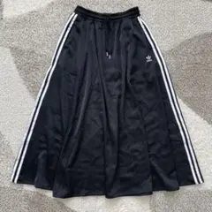 adidas ロングスカートのサムネイル