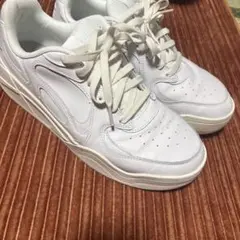 UNDER ARMOUR スニーカー