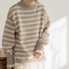 新品未使用モックネック ゆったりシルエットセーターベージュ