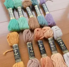 Anchor ウール刺繍糸 9本