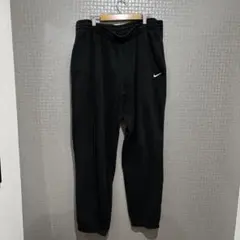 NIKEスウェットパンツ 黒 XL ワンポイント 刺繍ロゴ ジョガーパンツ