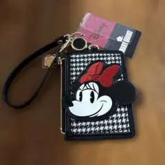 ミニーマウス マリークワント コラボパスケース ディズニーストア