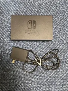 Nintendo Switch ACアダプターとドック
