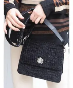 evris エヴリス ベルテッドフラップスクエアショルダーBAGのサムネイル