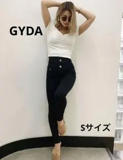 ブラックスキニー デニム