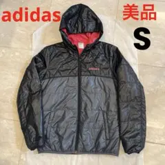 お値下げ　adidas フード付き 中綿ジャケット　ジャンパー　ブラック/レッド