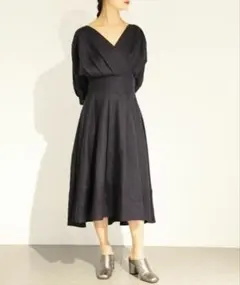 FRAY I.D（フレイアイディー）カシュクール パフスリーブ フレアワンピースのサムネイル