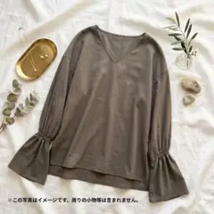 ​美品 デプレ トゥモローランド コットンVネックブラウス 袖ボリューム 36