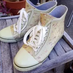 Item thumbnail for item 85d5aa0f-f027-4a84-8041-9b99b1c8018d