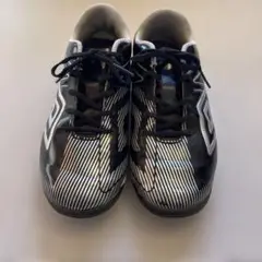 umbro サッカーシューズ　21㎝　黒