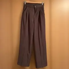 DAZY ブラウン プリーツ入り ワイドパンツ