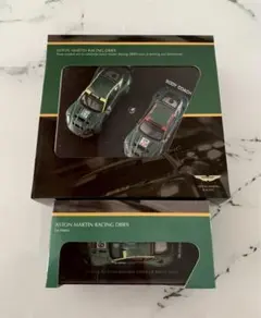 Aston Martin Racing DBR9 限定版ミニカーセットのサムネイル