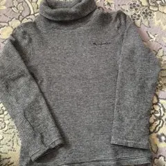 ムージョンジョン トップス