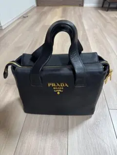 プラダバッグ