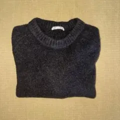 GU ダークグレー ニットセーター