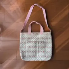 キルティング花柄手提げバッグ