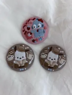 サンリオ　刺繍缶バッジ