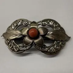 天然珊瑚付きバレッタ　ヘアアクセサリー