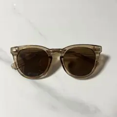 SHEIN シーイン　サングラス　ブラウンのサムネイル