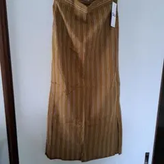 GU　リネンブレンドストライプナロースカート　ブラウン