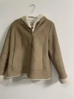 INTERPLANET フード付きムートンコート