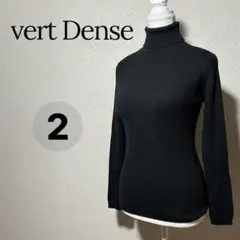 vert Dense ブラック タートルネックセーター