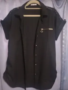 しまむらレース付き黒半袖シャツ