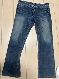BURBERRY ダークブルーストレートデニムパンツ