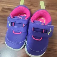 Puma キッズスニーカー 紫/ピンク ベルクロ