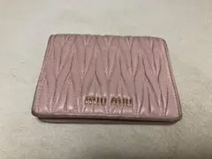 miumiu ウォレット　マテラッセのサムネイル