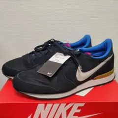 Item thumbnail for item 8b4bf303-87dc-4de1-a818-3c82d5dcc322