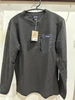パタゴニア　R1 エア　クルー　black Mサイズ　新品　未使用
