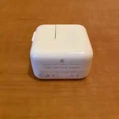 iPhone iPad 充電器　アダプター　10W Apple 純正 B065