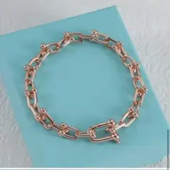 Item thumbnail for item 66c039a7-50f2-493a-ad05-091323b2d3f1