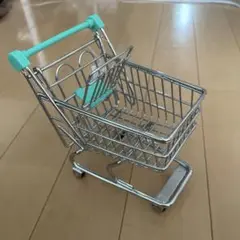 新品未使用タグ付き　買い物カート　フライングタイガー　雑貨