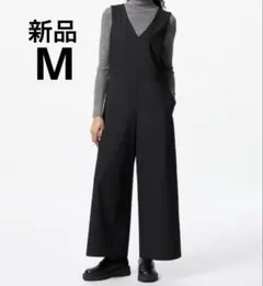 新品　ジャンプスーツ　ユニクロ　オーバーオール　　ブラック　M オールインワン